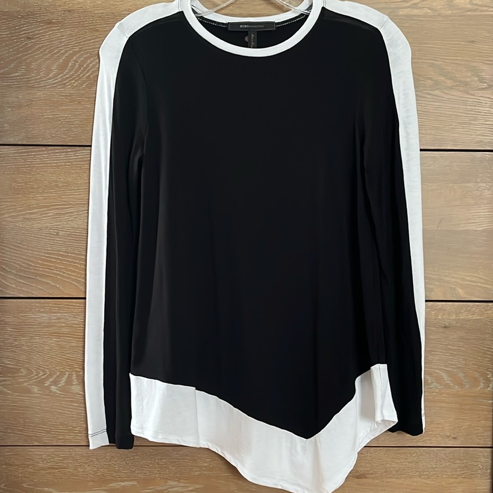 BCBGMAXAZRIA LONG SLEEVED TOP